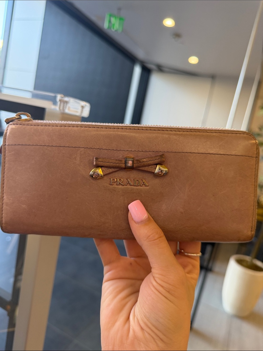 Vickyโs Prada 411186CR